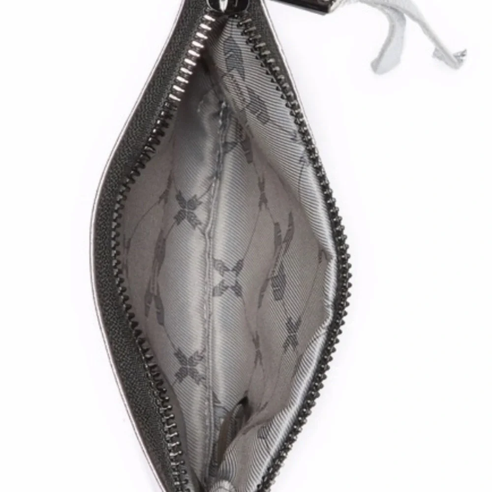 Aimee Kestenberg Silver Dubai Leather Phrase Pouch